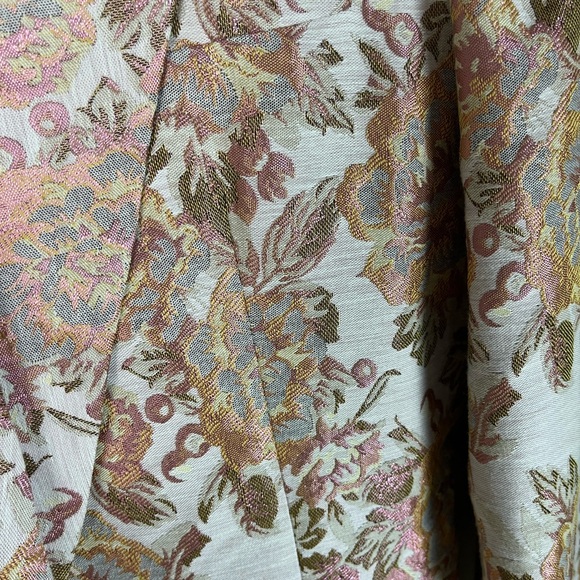 NWT Zara Embroidered Floral Blazer Size Medium- gorgeous blazer! - Picture 6 of 8